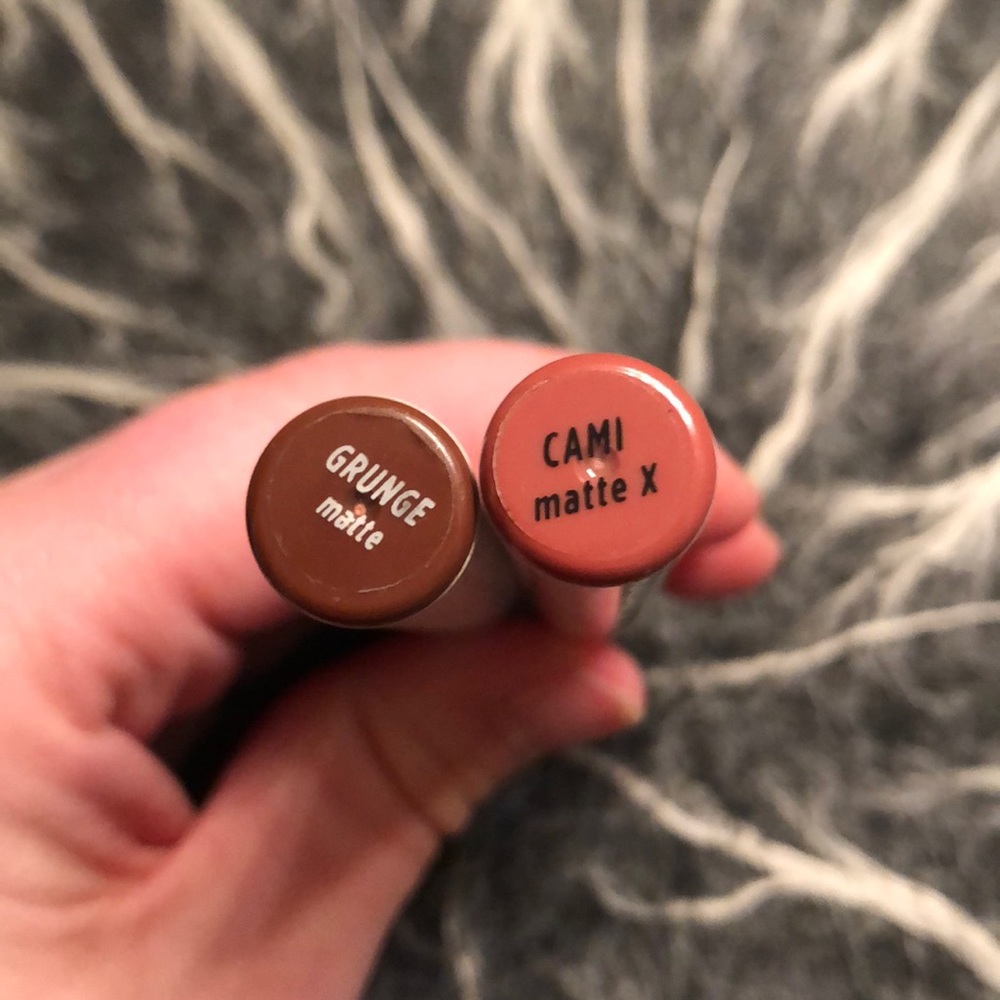 2 COLOURPOP lippie stix